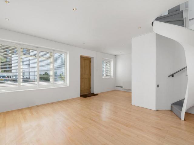 House for rent in Kensington, Greater London