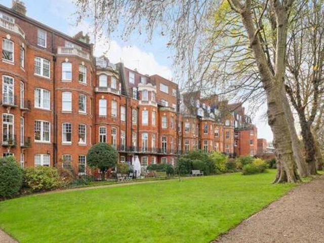 House for sale in City of London, Greater London