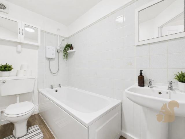 Apartment for rent in Brightlingsea, Dale Hill