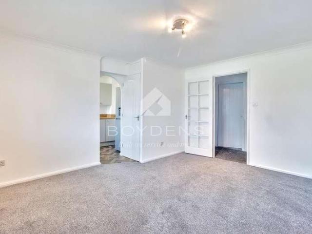 Apartment for rent in Brightlingsea, Tendring