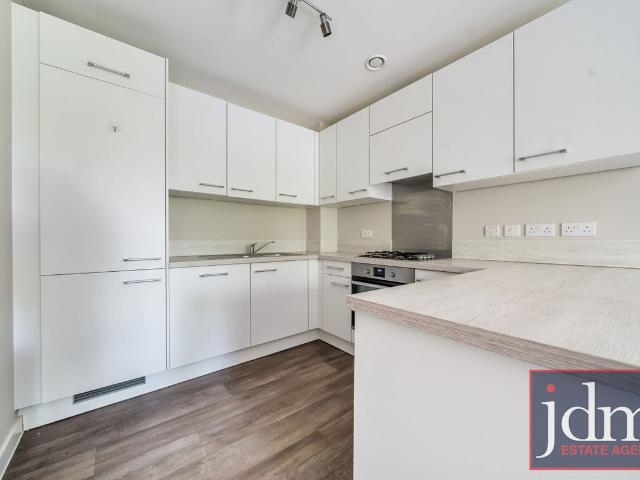 Apartment for rent in Ryewood, Sevenoaks