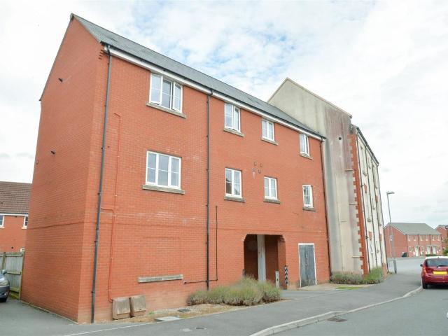 Apartment for rent in North Petherton, Somerset
