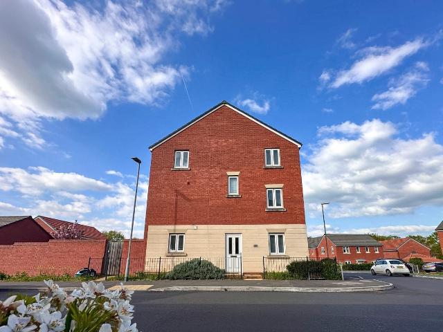 Room for rent in North Petherton, Somerset