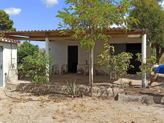 Casa en venta en La Cruz, Novelda