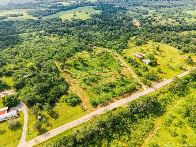 Land for sale in Kingsbury, Texas