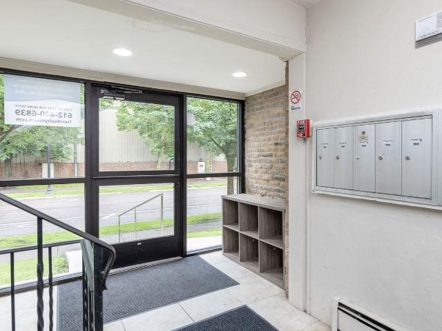 Apartment for rent in Hennepin, Minnesota