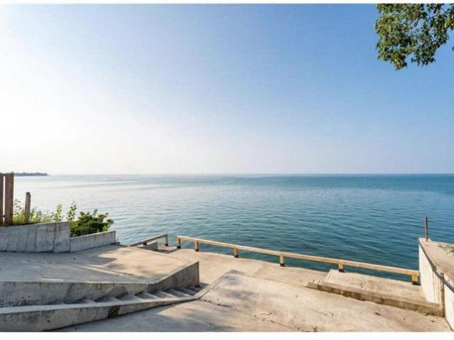 House for rent in Ancaster, Ontario