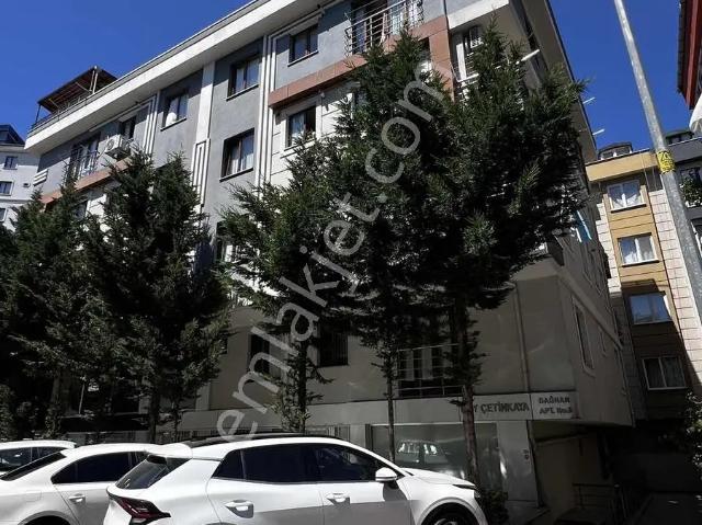 Ümraniye, İstanbul içerisinde kiralık mülk