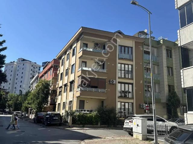 Ümraniye, İstanbul içerisinde satılık mülk