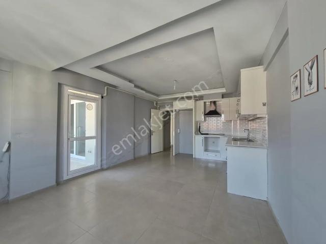 Hacıbektaşlı, Salihli içerisinde kiralık mülk