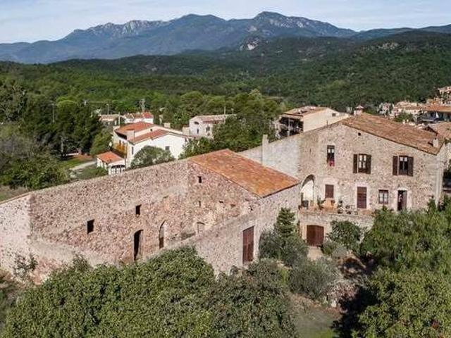 Casa en alquiler en Darnius, Girona