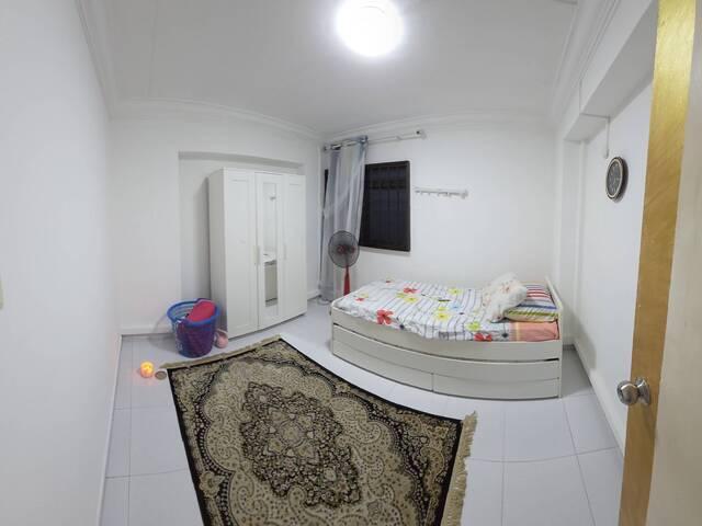 Room for rent