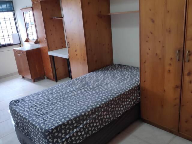 Room for rent in Marsiling, Singapore