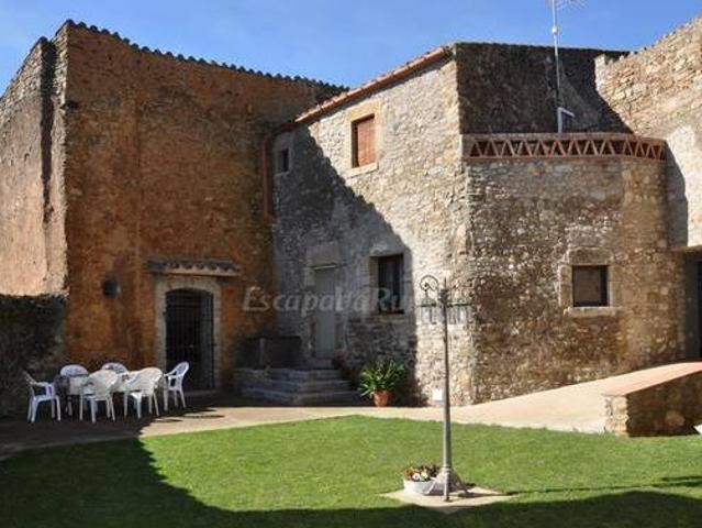 Casa en alquiler en Ullastret, Girona