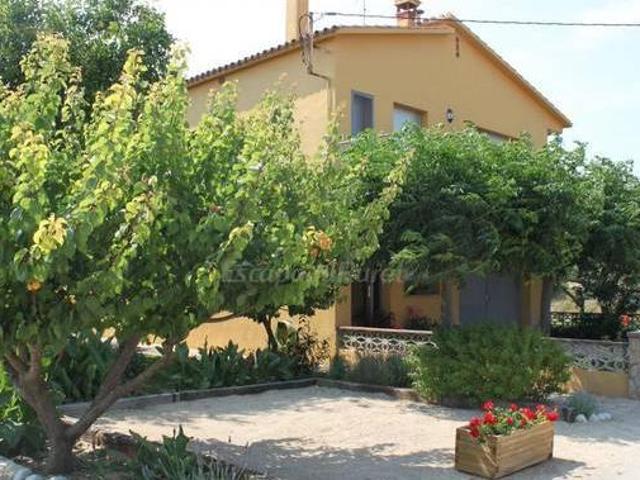 Casa en alquiler en Navata