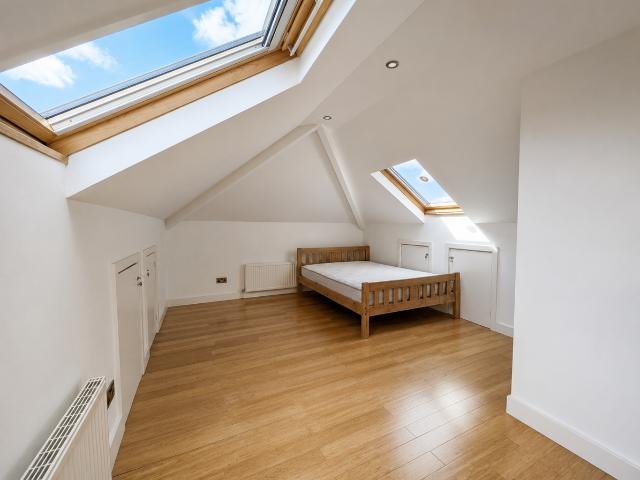 Apartment for rent in London Borough of Ealing, Park Royal