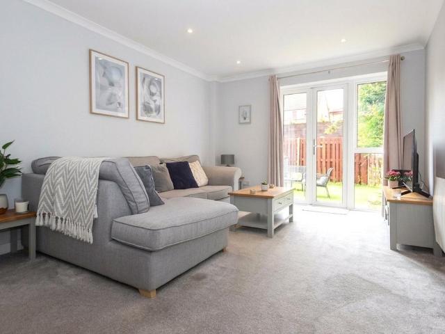 Apartment for rent in Spike Island, Feckenham