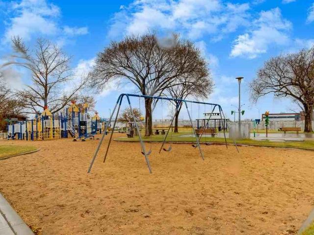 Apartment for rent in Wedgewood, Alberta