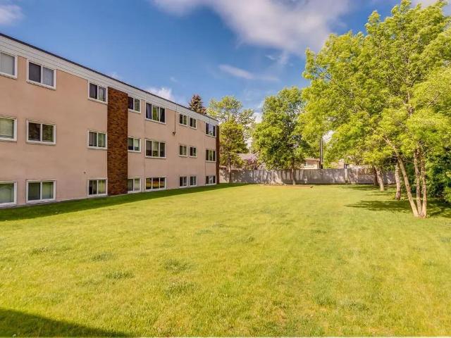 Apartment for rent in Wedgewood, Alberta