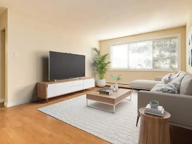 Apartment for rent in Elmwood Park, Edmonton