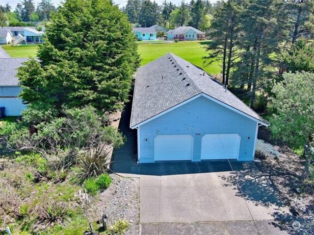 House for sale in Ocean Shores