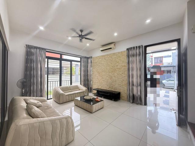 House for rent in Pulai, Bukit Ledang
