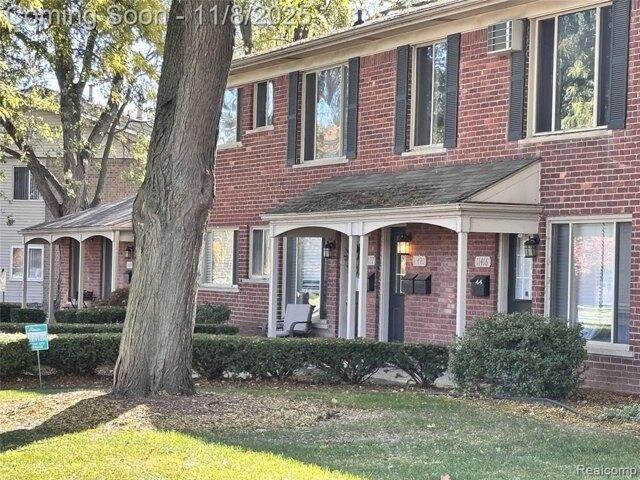 Condo for sale in Sterling Heights, Michigan