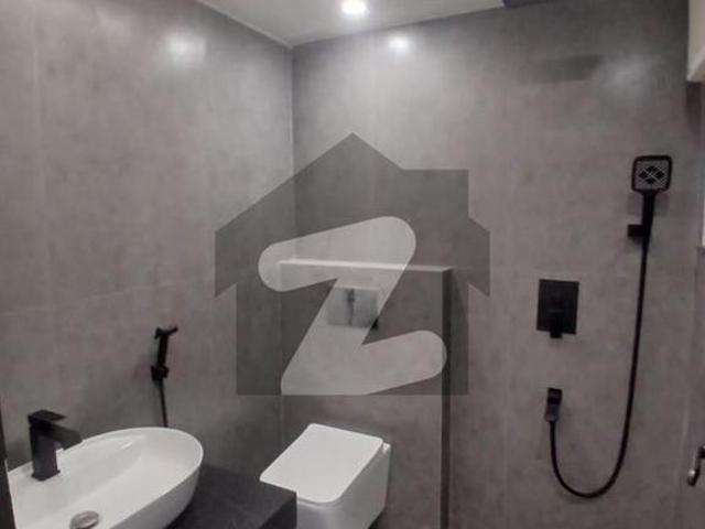 House for sale in Faisalabad, Islamabad Capital Territory