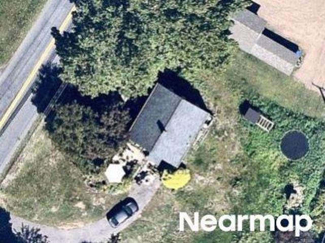 House for sale in Simsbury, Connecticut