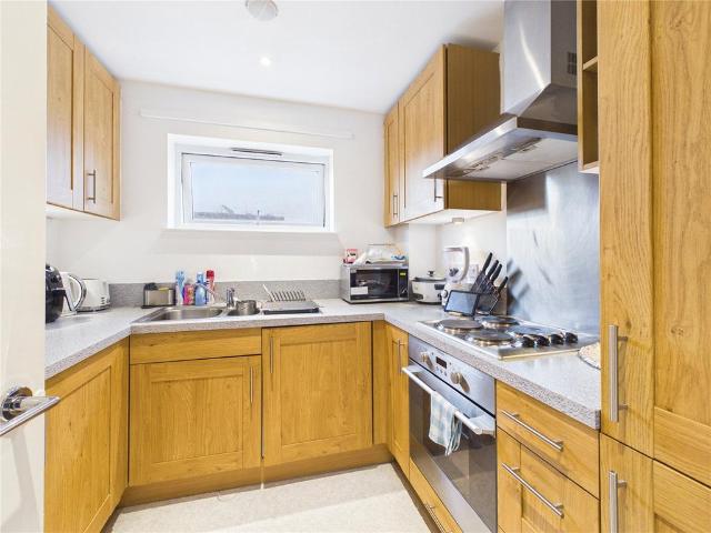Apartment for rent in Red Hill, Surrey