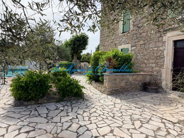 Appartement vente à Canaules-et-Argentières, Gard