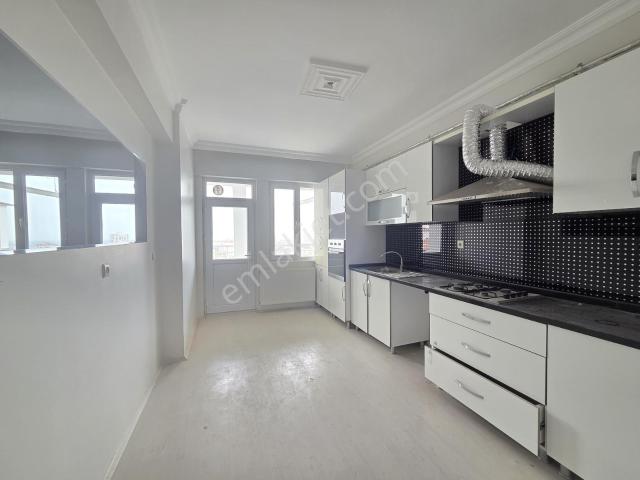 Yakınca Mahallesi, Yeşilyurt içerisinde kiralık mülk