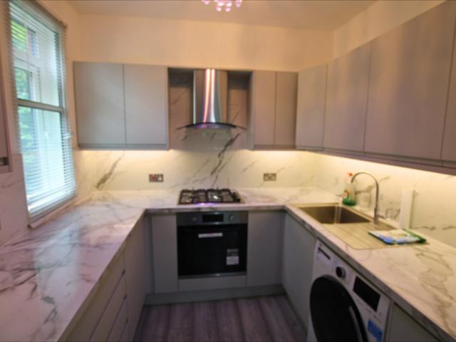 House for rent in Hendon Central, Greater London
