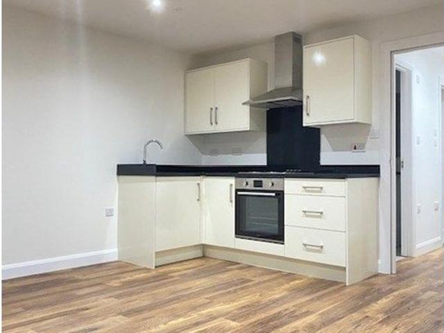 Apartment for rent in London Borough of Ealing, Hanwell