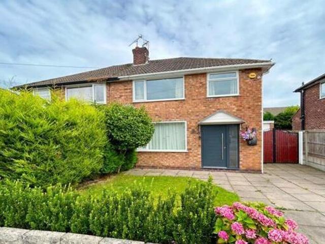 House for sale in Greater Manchester