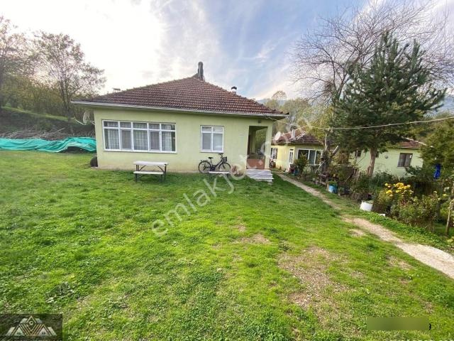 Gümüşova, Düzce içerisinde satılık Villa