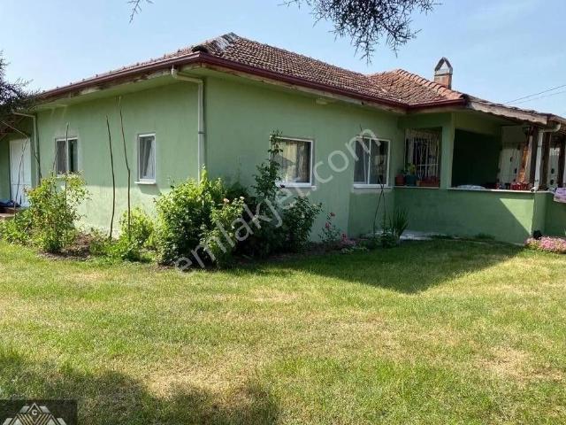 Düzce Merkez içerisinde satılık Villa