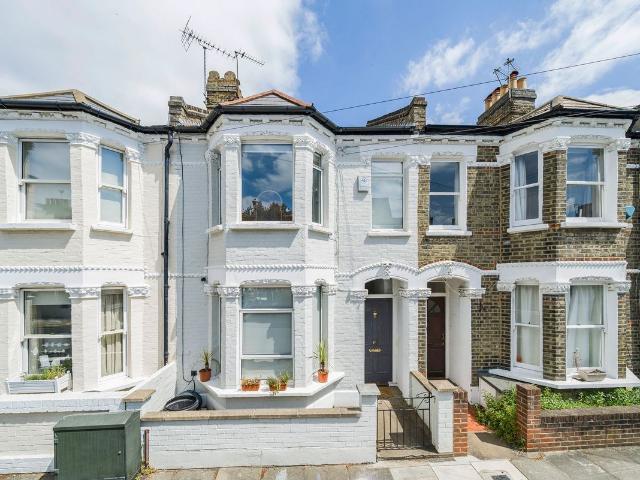 House for rent in Falcon Estate, Greater London