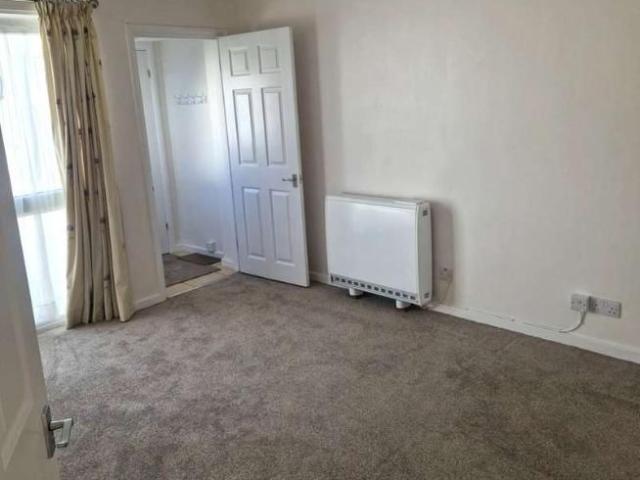 House for rent in Bakersfield, Haddon
