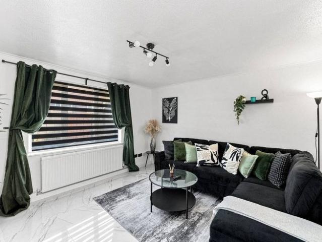 House for rent in Blackthorn, Northampton
