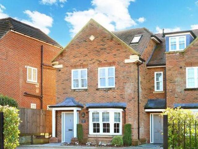 House for sale in Beaconsfield, Penn Bottom