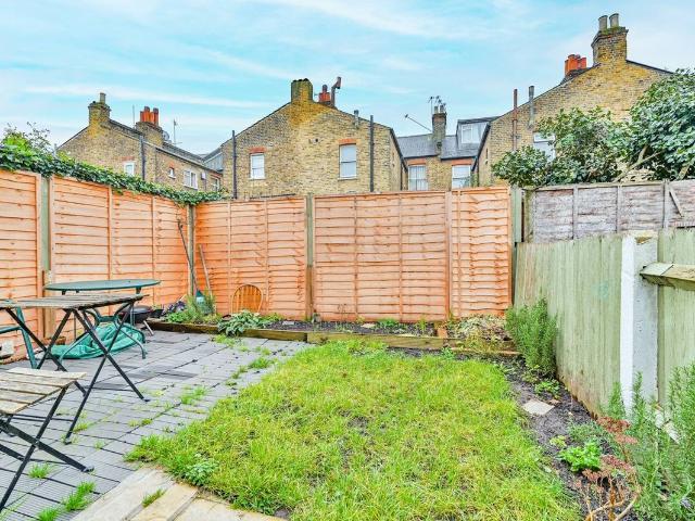Apartment for rent in South Tottenham, Greater London