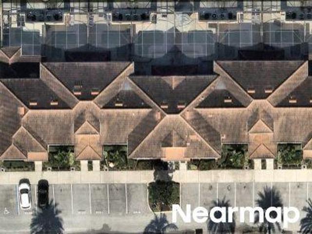 Townhouse for sale in Four Corners, Florida