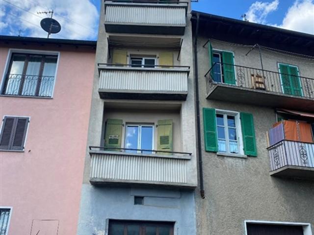 Reihenfamilienhaus kaufen in Caneggio, Tessin