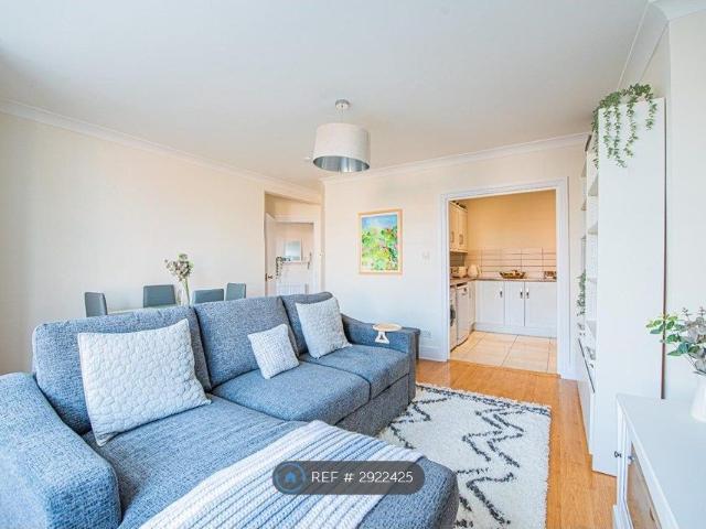 Apartment for rent in South Hampstead, Greater London