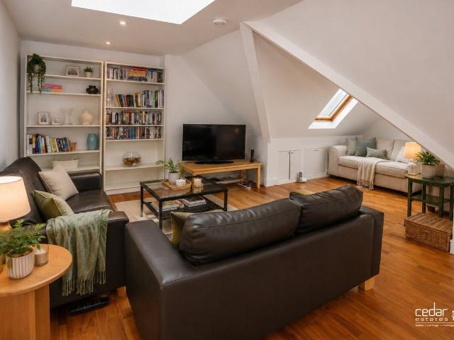 Apartment for rent in South Hampstead, Greater London