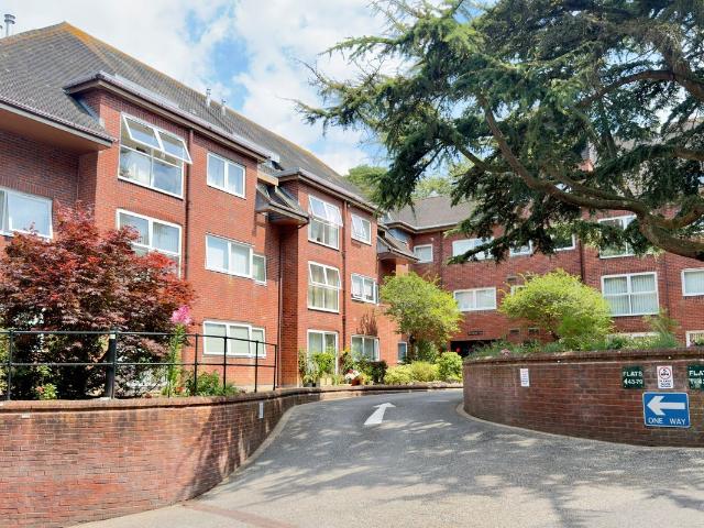 Apartment for rent in Canford Cliffs, Poole