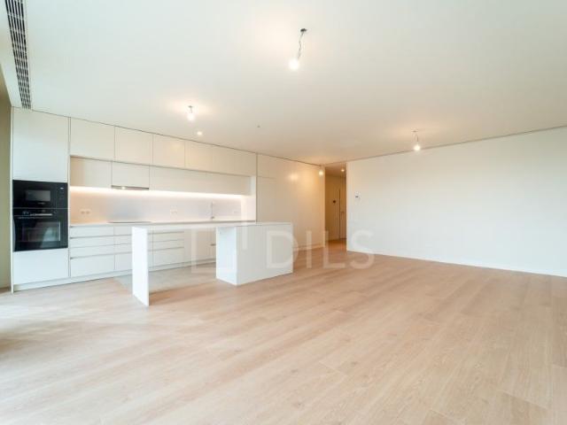 Apartamento alugar em Porto, Cedofeita