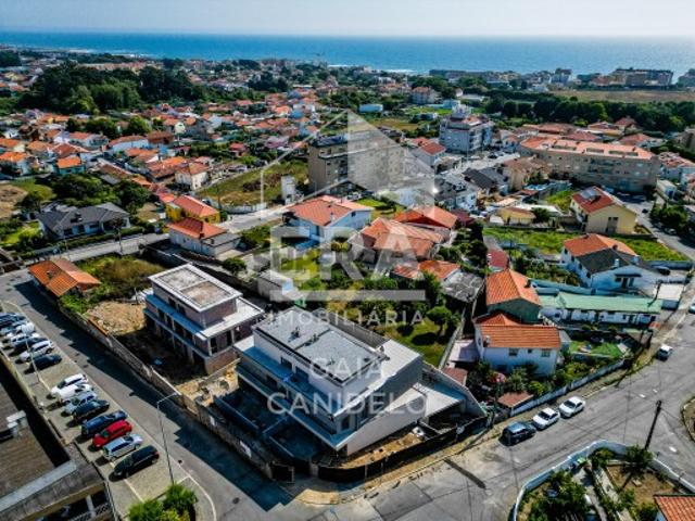 Terreno venda em Vila Nova De Gaia, Porto