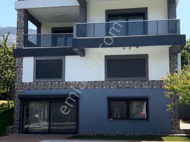Denizli içerisinde satılık Villa